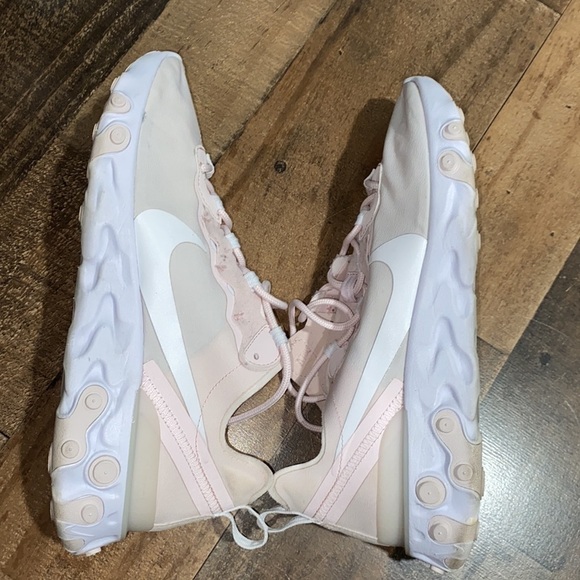 Nike React Element 55 Pale Pink White Running Shoes size 11 woman’s sneakers - Picture 6 of 9